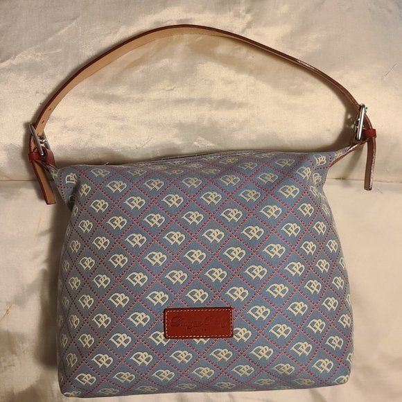 **SOLD** LIKE NEW "DOONEY & BOURKE" SHOULDER TOTE BAG - Picture 1 of 6